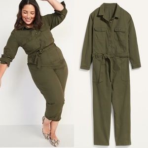 Tie-belt utility canvas no-peek plus-size jumpsuit